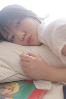 女人带毛的真人图片